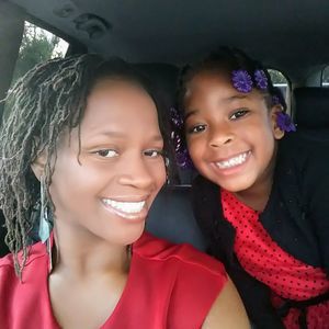 Meet your Posher, Danielle